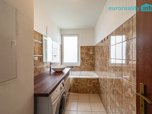 Prodej bytu 3+1 65 m²