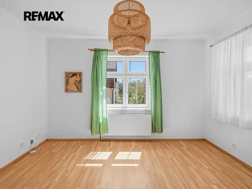 Prodej vily 320 m², pozemek 1201 m²