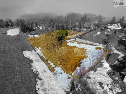 Prodej stavebního pozemku 2627 m²