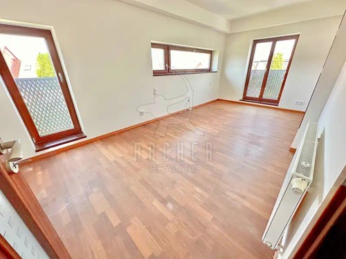 Prodej domu 317 m², pozemek 832 m²