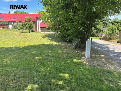Prodej stavebního pozemku 2226 m²