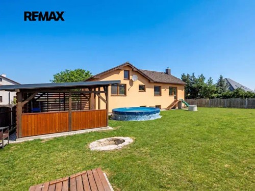 Prodej domu 204 m², pozemek 1006 m²