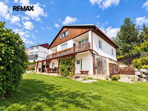 Prodej domu 230 m², pozemek 830 m²