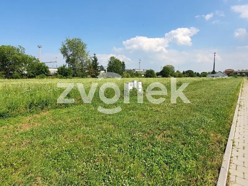Prodej stavebního pozemku 1053 m²