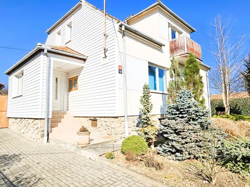 Prodej domu 200 m², pozemek 1951 m²