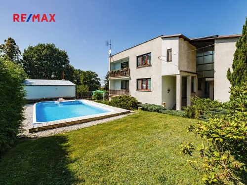 Prodej domu 290 m², pozemek 1221 m²