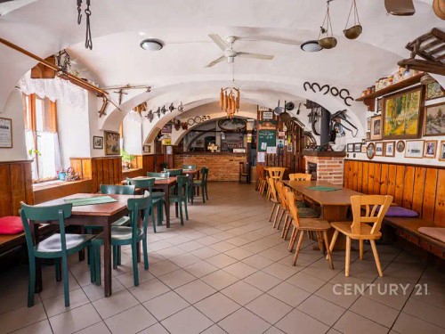 Prodej domu 458 m², pozemek 351 m²