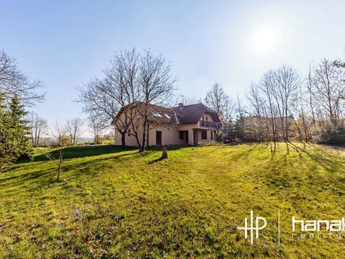 Prodej domu 259 m², pozemek 2016 m²