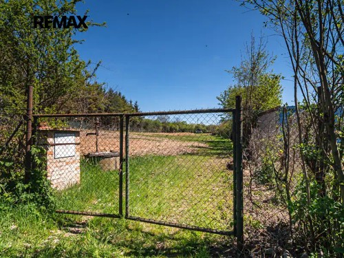 Prodej stavebního pozemku 867 m²