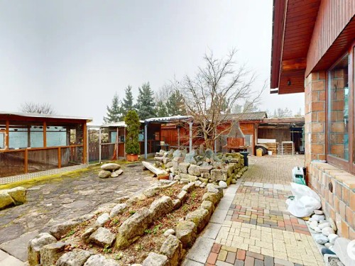 Prodej domu 573 m², pozemek 1944 m²