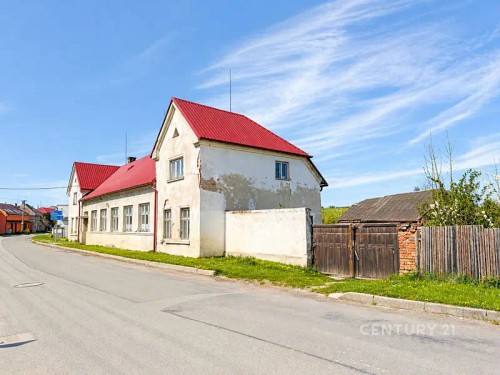 Prodej domu 200 m², pozemek 1394 m²
