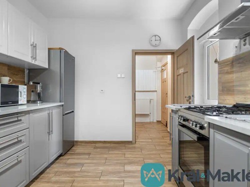 Prodej domu 390 m², pozemek 2262 m²