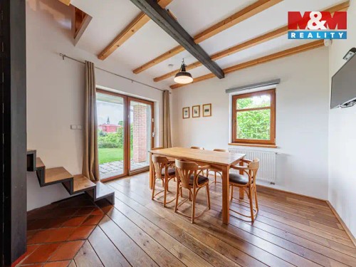 Prodej domu 183 m², pozemek 1211 m²