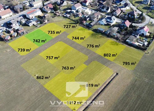Prodej stavebního pozemku 742 m²