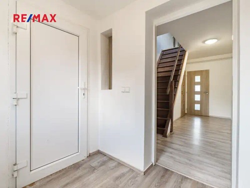 Prodej domu 243 m², pozemek 888 m²