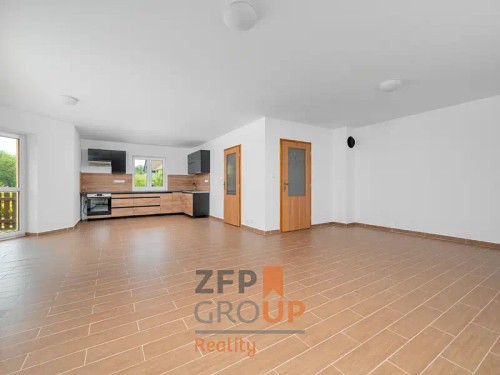 Prodej domu 476 m², pozemek 3048 m²