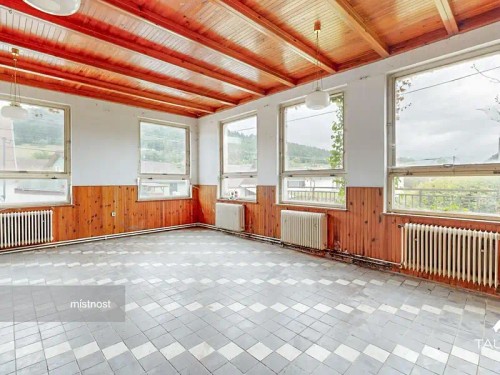 Prodej domu 426 m², pozemek 812 m²