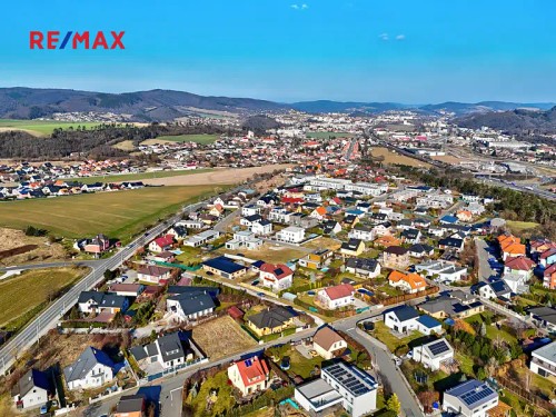 Prodej stavebního pozemku 596 m²