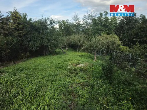 Prodej stavebního pozemku 1272 m²