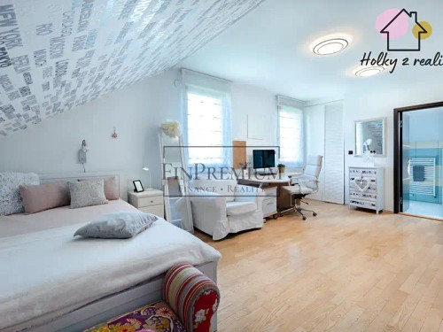 Prodej domu 354 m², pozemek 899 m²