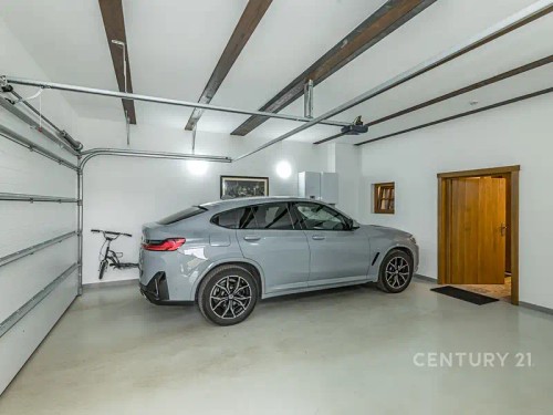 Prodej domu 293 m², pozemek 1605 m²