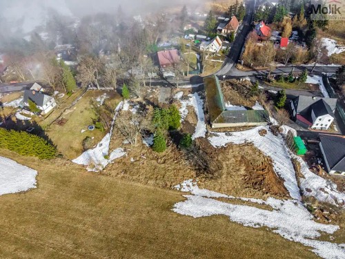 Prodej stavebního pozemku 2627 m²