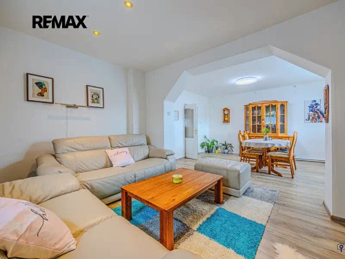 Prodej domu 258 m², pozemek 4004 m²