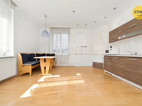 Prodej domu 428 m², pozemek 1534 m²