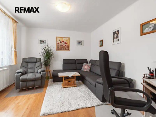 Prodej domu 328 m², pozemek 758 m²