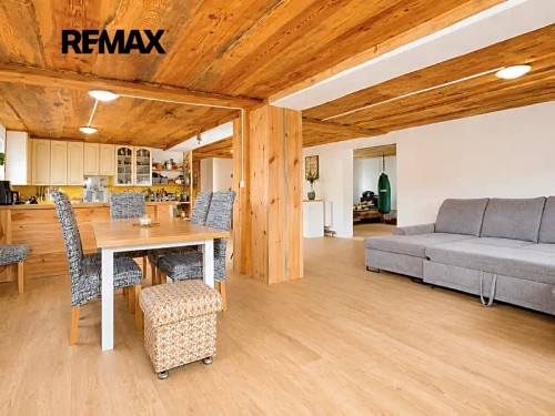 Prodej domu 408 m², pozemek 3192 m²