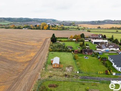 Prodej stavebního pozemku 1089 m²