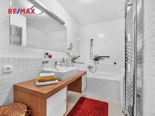 Prodej bytu 2+kk 60 m²