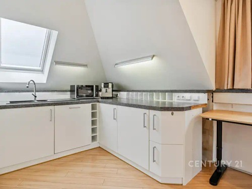 Prodaná  vila 312 m², pozemek 712 m²