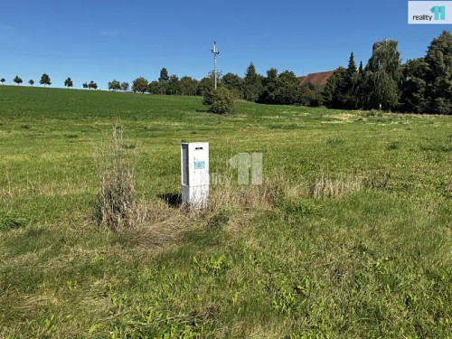 Prodej stavebního pozemku 3737 m²