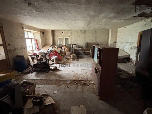 Prodej domu 200 m², pozemek 1379 m²