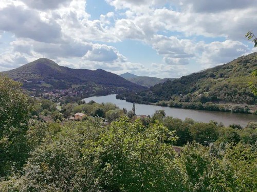 Prodej stavebního pozemku 1275 m²