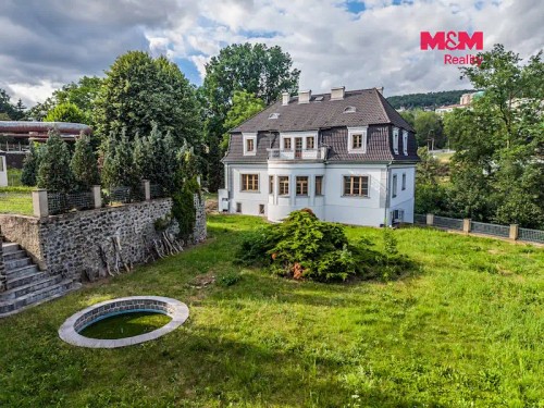 Prodej domu 445 m², pozemek 2906 m²