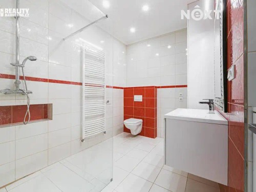 Prodej domu 300 m², pozemek 1427 m²