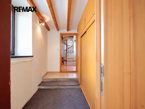 Prodej domu 200 m², pozemek 910 m²