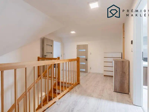 Prodej domu 353 m², pozemek 772 m²