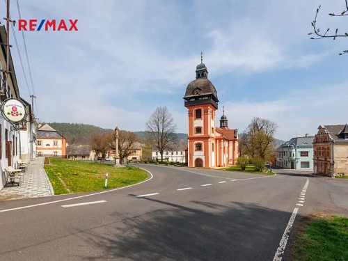 Prodej domu 688 m², pozemek 287 m²