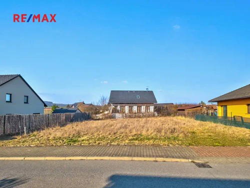 Prodej stavebního pozemku 596 m²