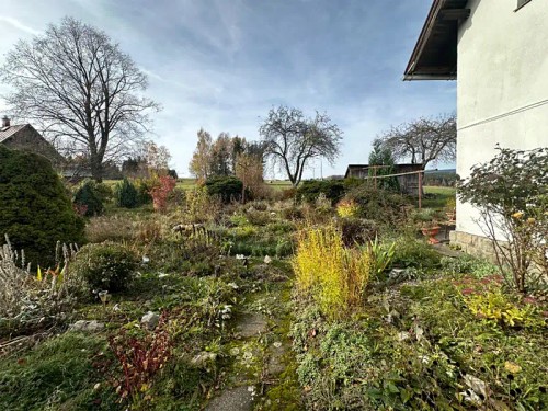 Prodej domu 1750 m², pozemek 1811 m²