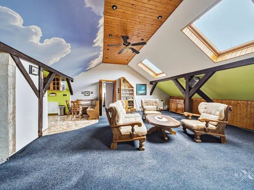 Prodej domu 932 m², pozemek 1353 m²