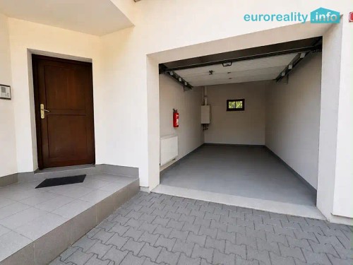 Prodej domu 180 m², pozemek 447 m²