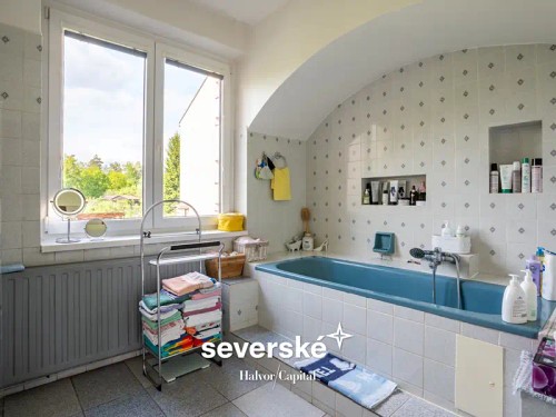Prodej domu 270 m², pozemek 231 m²