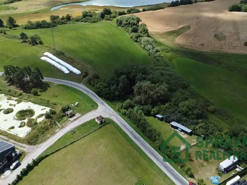 Prodej stavebního pozemku 1840 m²