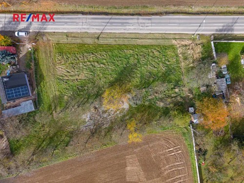 Prodej stavebního pozemku 2706 m²