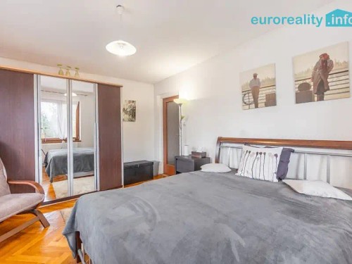 Prodej domu 196 m², pozemek 2259 m²