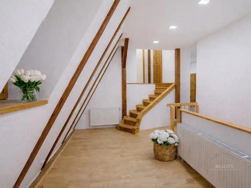 Prodej bytu 4+kk 158 m²